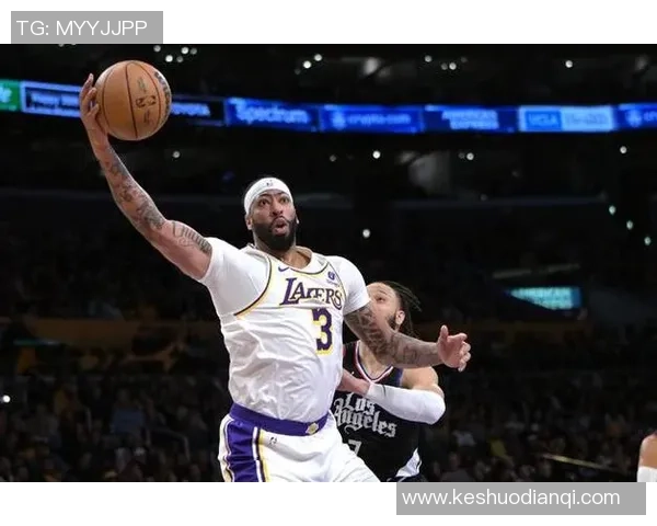 2018年10月3日湖人对战劲敌精彩回顾与赛后分析