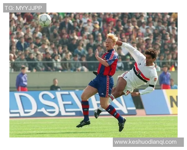 冈山绿雉与赞岐斧玉海的激烈对决展现足球魅力与团队精神 冈山绿雉与赞岐斧玉海的激烈对决展现足球魅力与团队精神