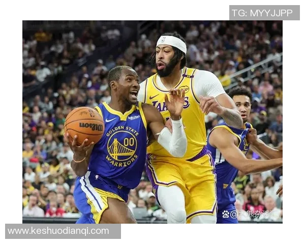 湖人勇士激战正酣NBA季前赛精彩回顾与分析